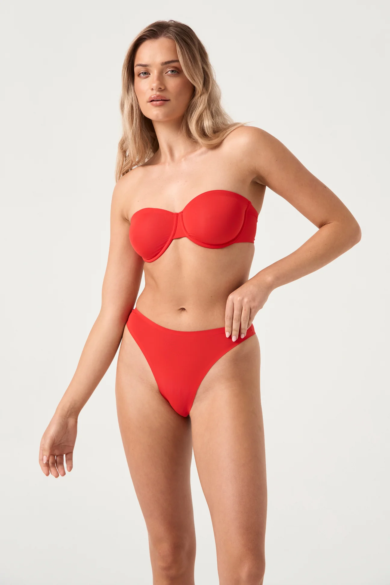 The Strapless Bra - Cherry Limited Edition - Image 4