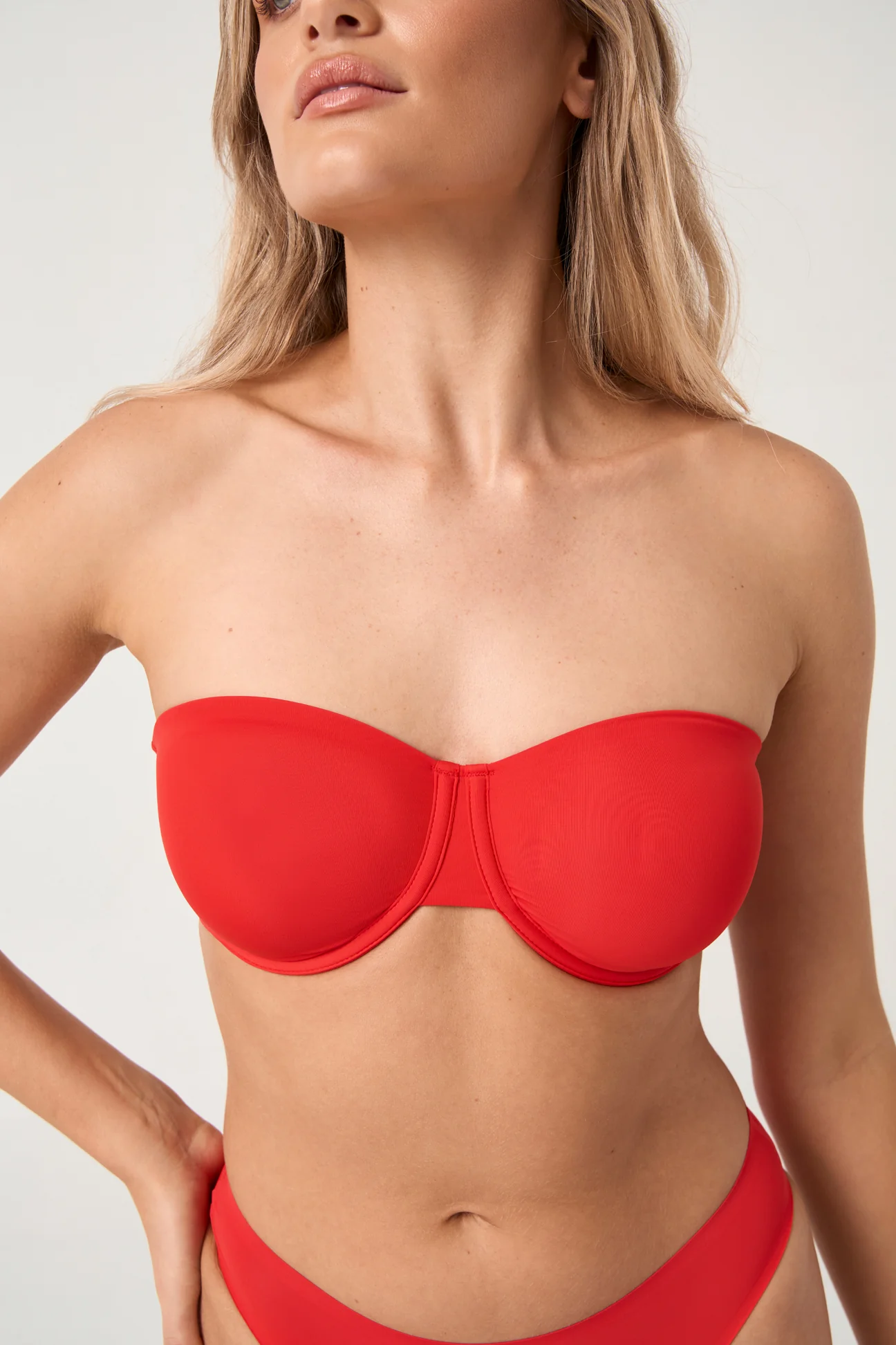 The Strapless Bra - Cherry Limited Edition - Image 7