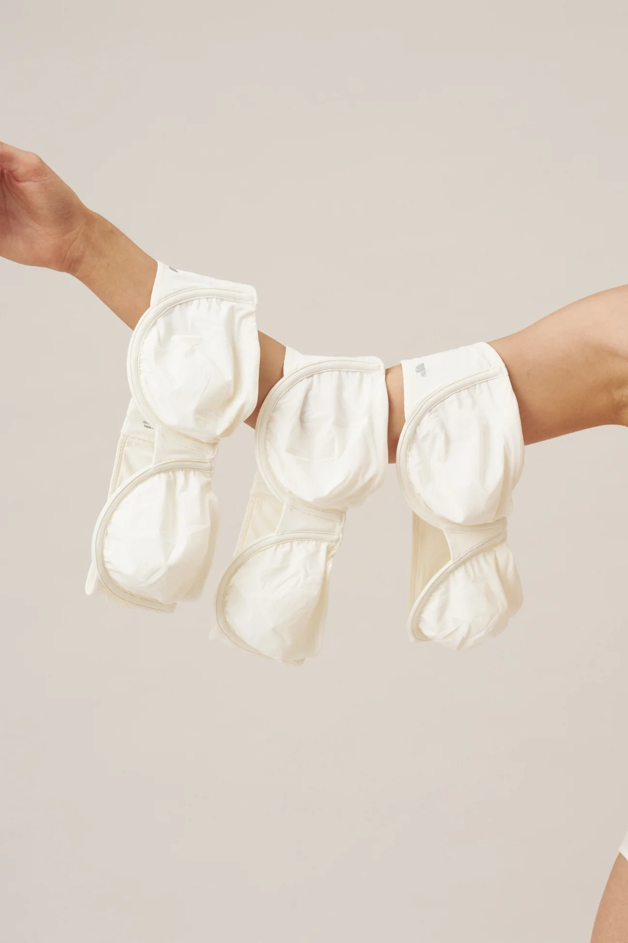 The Strapless - Milk Limited Edition - Image 10